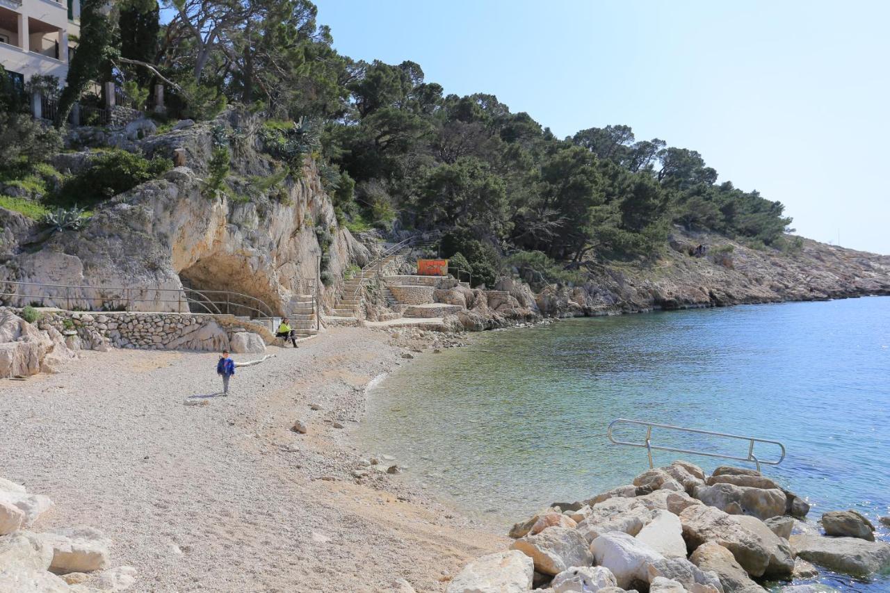 Apartments And Rooms With Wifi Makarska - 11063 المظهر الخارجي الصورة