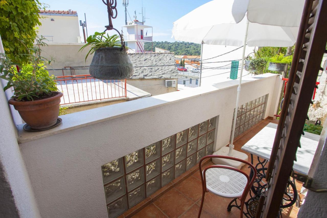 Apartments And Rooms With Wifi Makarska - 11063 المظهر الخارجي الصورة