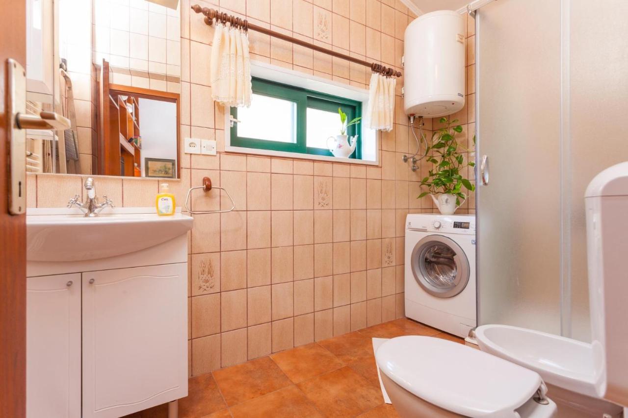 Apartments And Rooms With Wifi Makarska - 11063 المظهر الخارجي الصورة