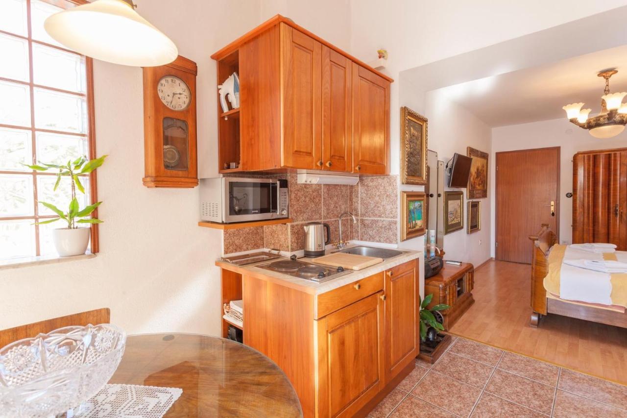 Apartments And Rooms With Wifi Makarska - 11063 المظهر الخارجي الصورة
